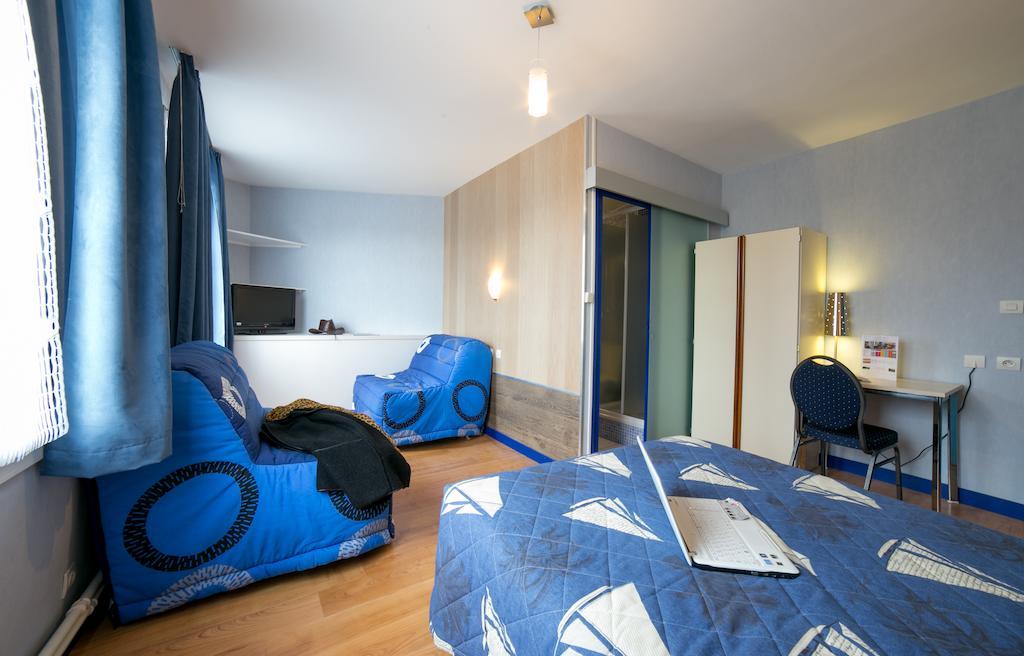 Breizh Hotel Crach Exterior photo